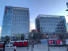 新中关大厦办公室实景图 3