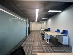 昌发展云集中心办公室实景图 3