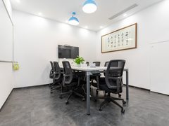 易得商务中心办公室实景图 3