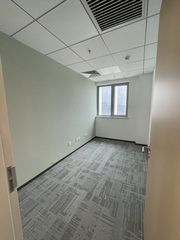 望京大厦办公室实景图 5