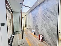 东三环378平 4.5米层高 租金含全票 - 缩略图 9