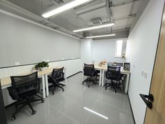 紫光发展大厦办公室实景图 3