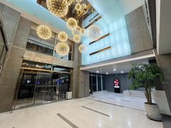 紫光发展大厦办公室实景图 5