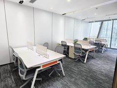绿地中国锦办公室实景图 4