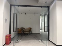电子城IT产业园办公室实景图 2