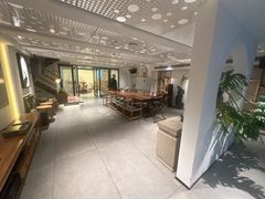 石榴中心办公室实景图 2