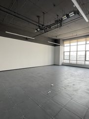 超极合生汇办公室实景图 2