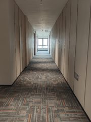 超极合生汇办公室实景图 4