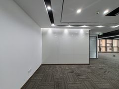 艾维克大厦办公室实景图 3