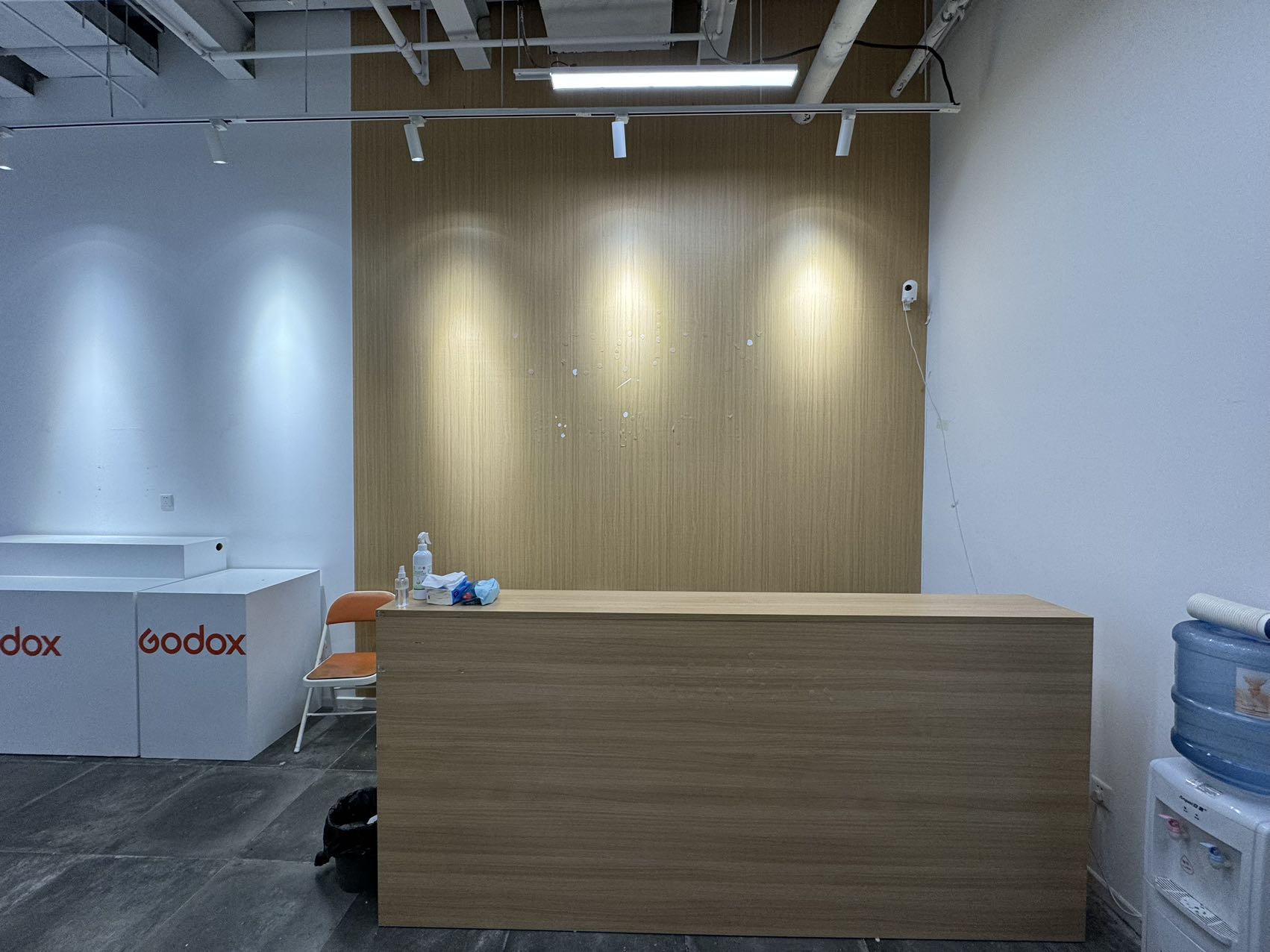 花园里文创园350平 白棚 高层