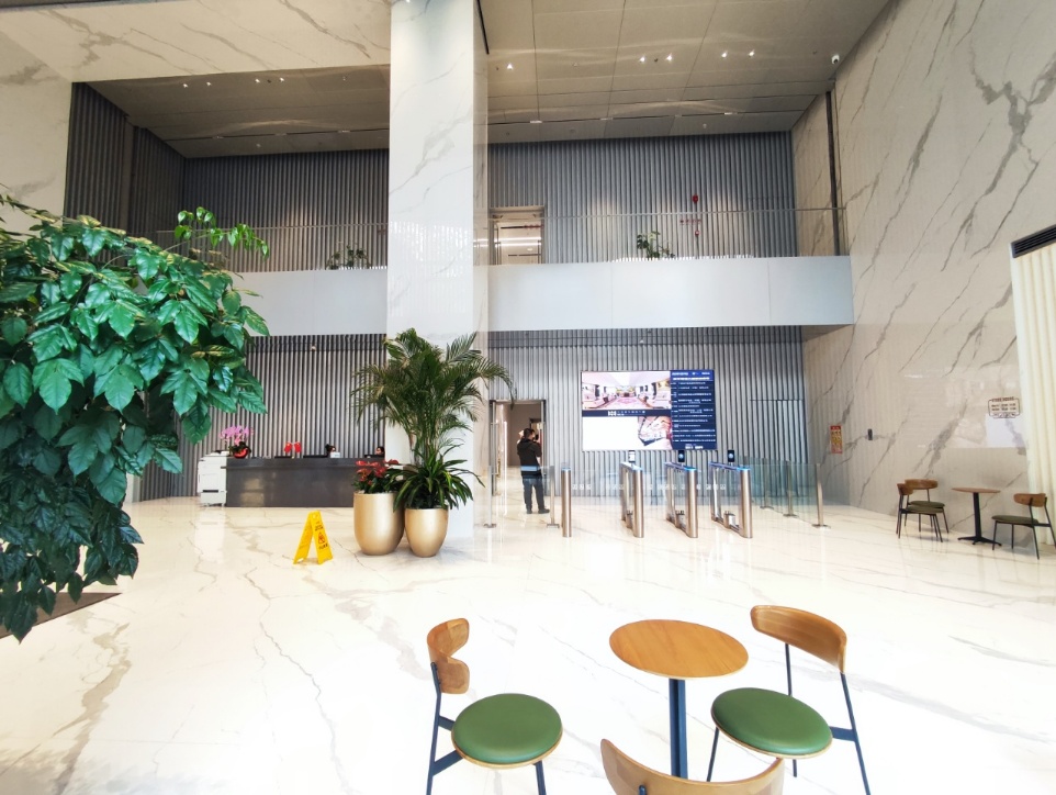 建国门现房1782平 双地铁 精装修
