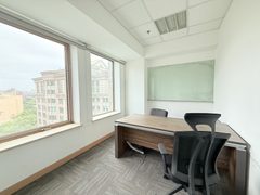 荷华明城大厦办公室实景图 6