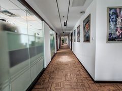 远洋国际中心二期办公室实景图 6