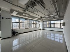 龙域中心办公室实景图 3