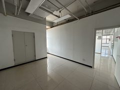 龙域中心办公室实景图 6