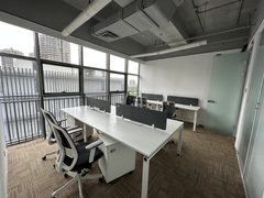 龙域中心办公室实景图 5