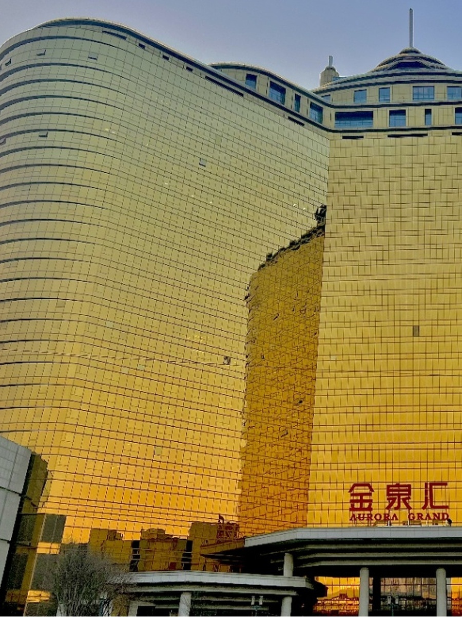 亚奥商圈地铁口，租金低至奶茶价