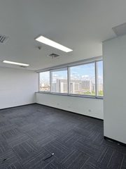 金隅嘉华大厦办公室实景图 4