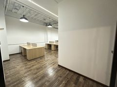 锦珑文创园办公室实景图 3