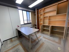 长远天地大厦办公室实景图 4