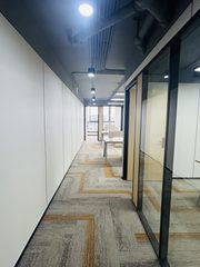 长远天地大厦办公室实景图 3