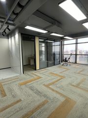 长远天地大厦办公室实景图 4