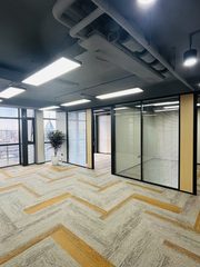 长远天地大厦办公室实景图 3