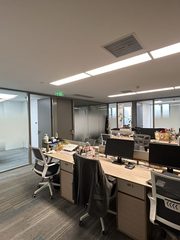 230㎡近使馆区，价格可谈正对电梯 - 缩略图 8