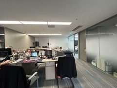 230㎡近使馆区，价格可谈正对电梯 - 缩略图 29