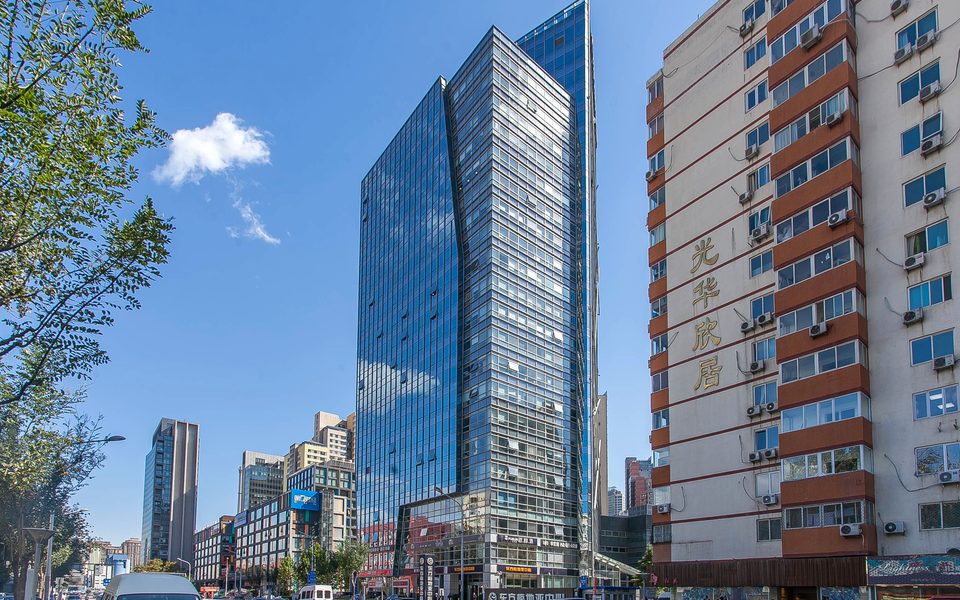 东方梅地亚建筑物立面