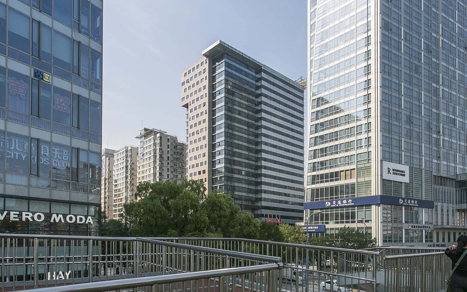 富力双子座大厦建筑物立面