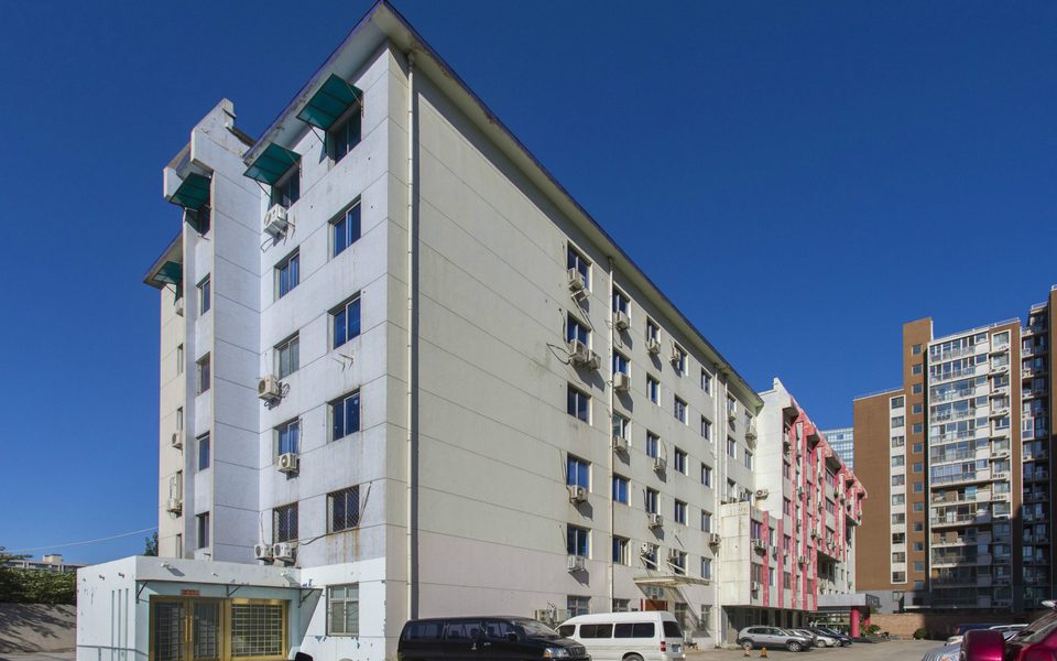 申奥商务楼建筑物立面