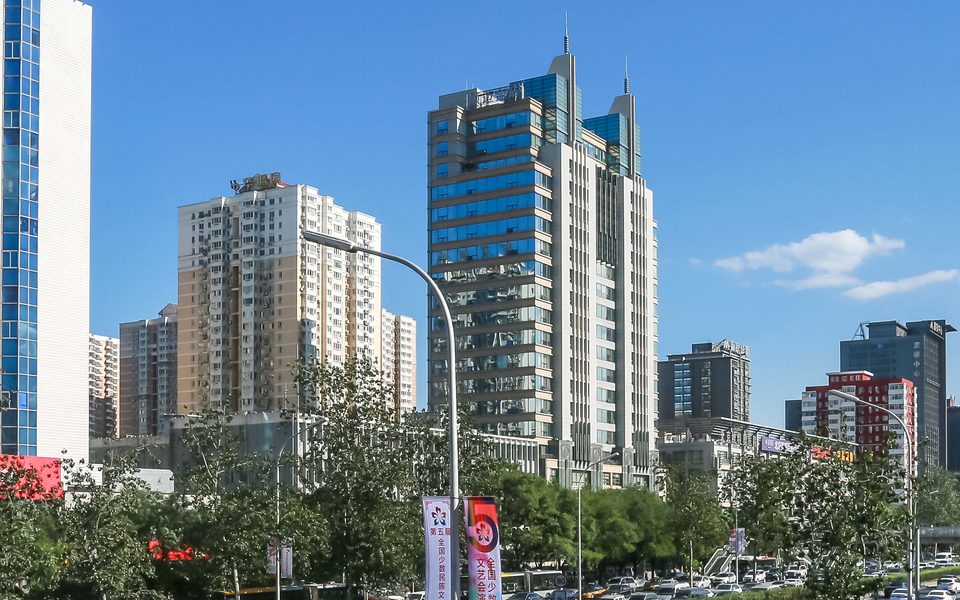 顺迈金钻国际商务中心建筑物立面