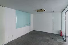 建外SOHO 228平 东向 精装修 3隔断12工位 - 缩略图 15