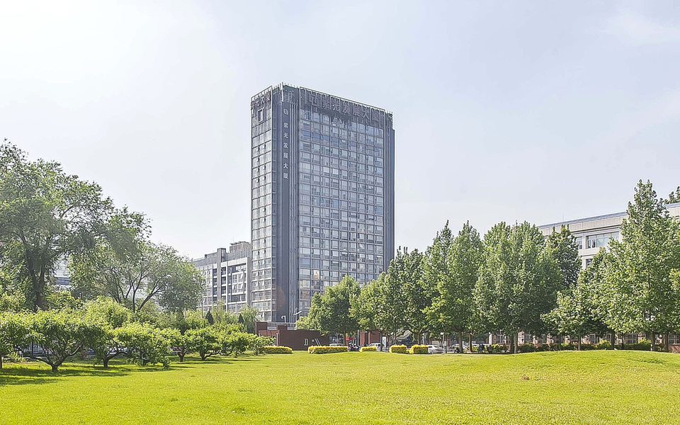 紫光发展大厦建筑物立面