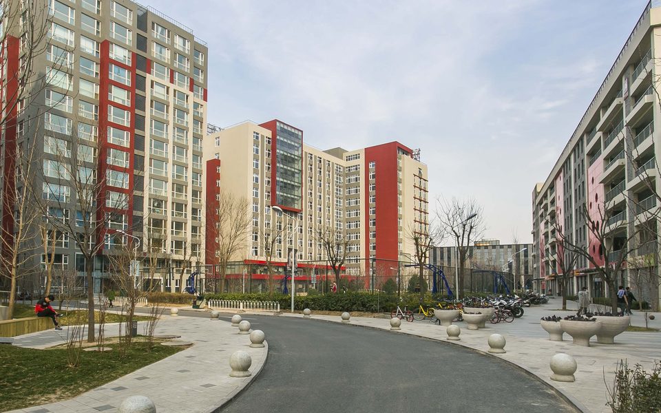 东亿国际传媒产业园建筑物立面
