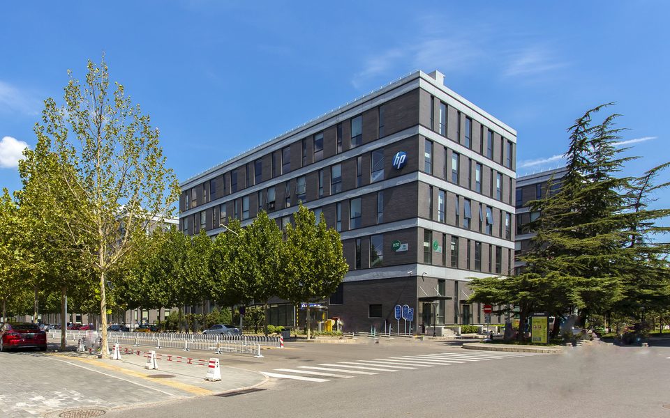 UBP恒通国际商务园建筑物立面
