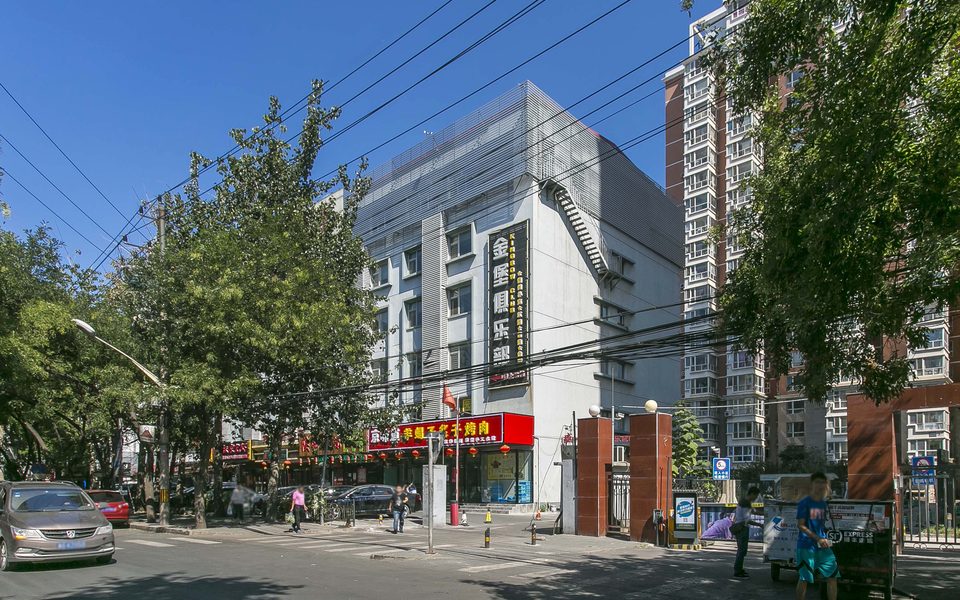 龙隆昌大厦建筑物立面